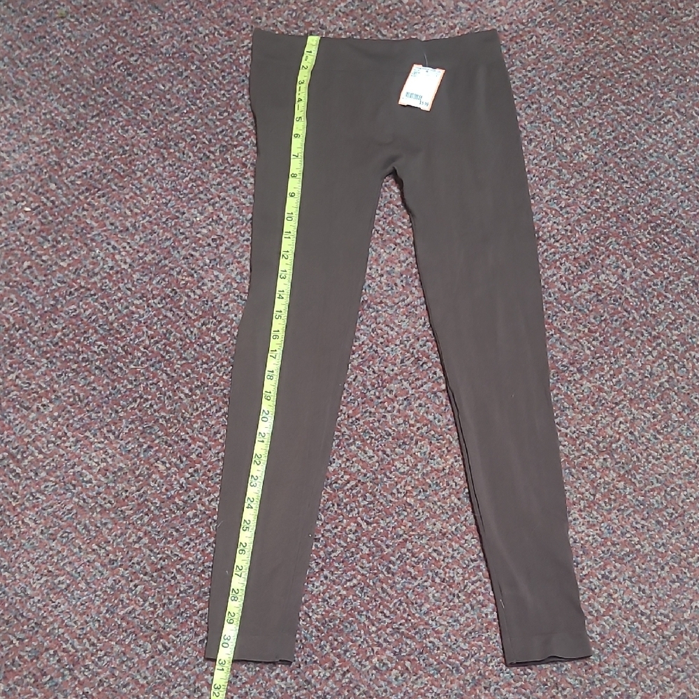 F&F Brown Leggings with Sleek Design